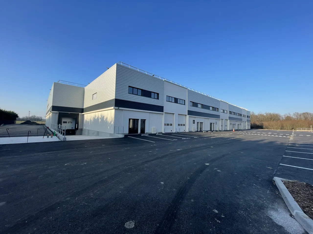 Location local d'activité - Saint-Aignan-Grandlieu