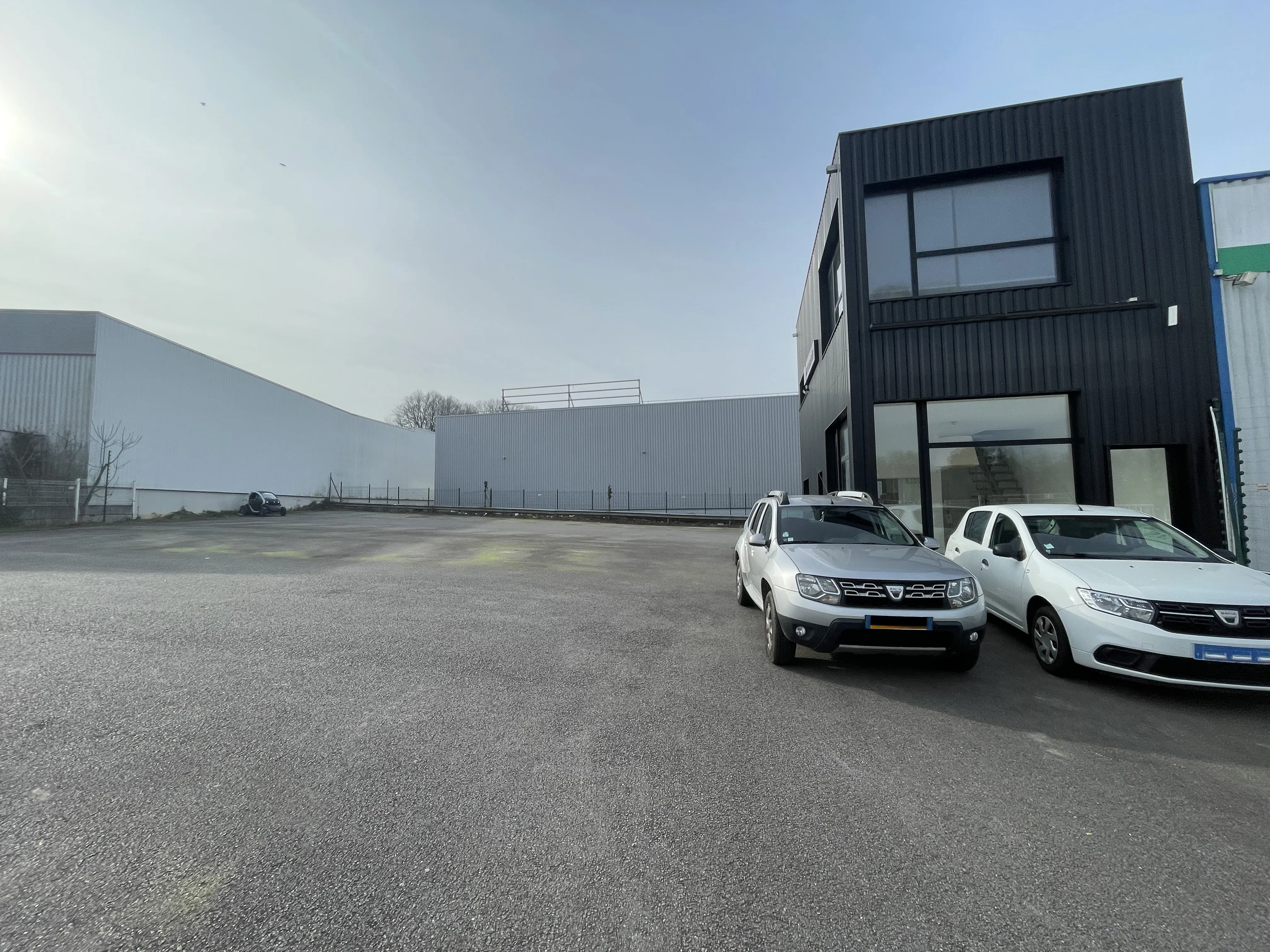 Location local d'activité - VIGNEUX-DE-BRETAGNE