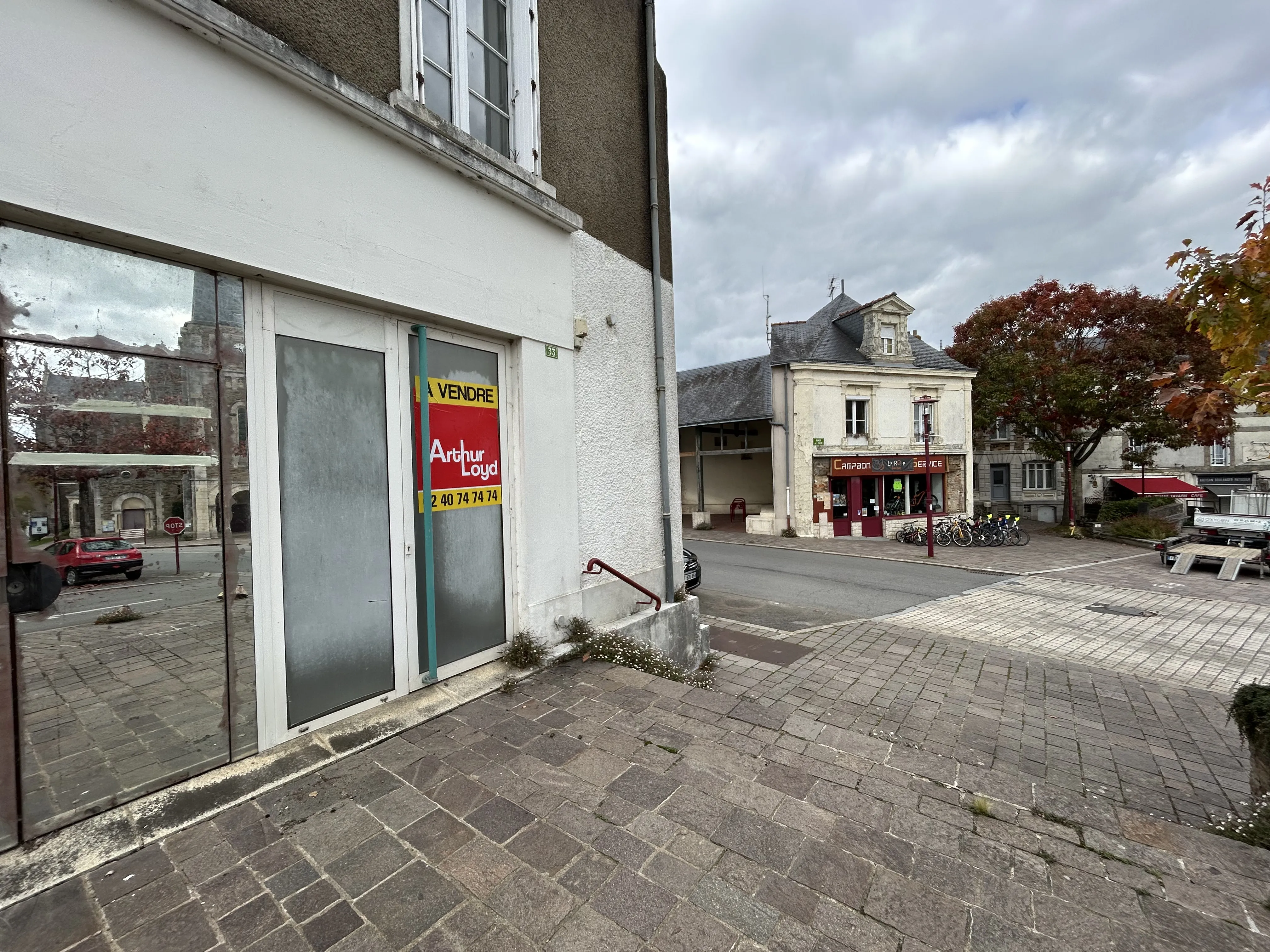 Location local commercial - CAMPBON