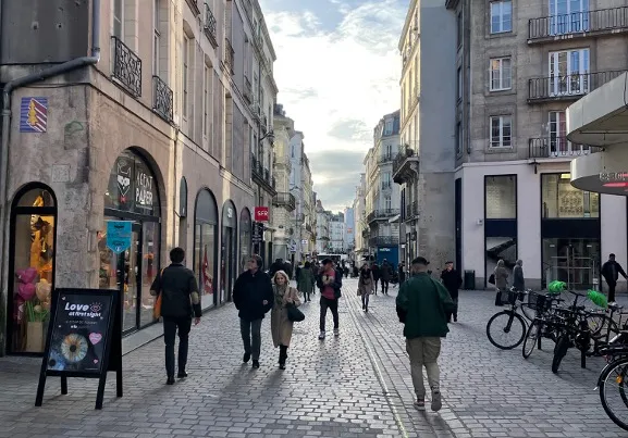 Location local d'activité - VIGNEUX-DE-BRETAGNE