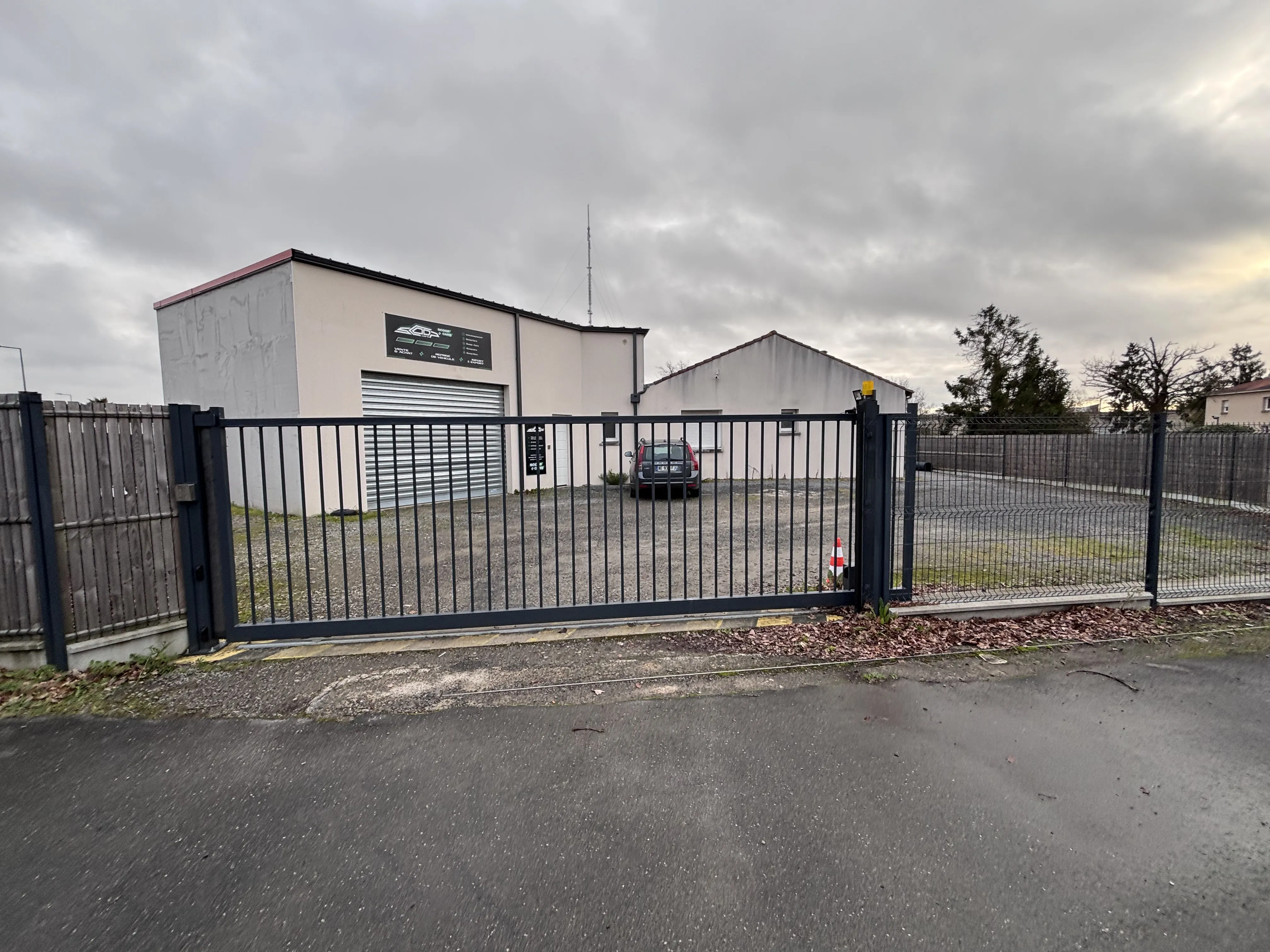 Location local d'activité - VIGNEUX-DE-BRETAGNE