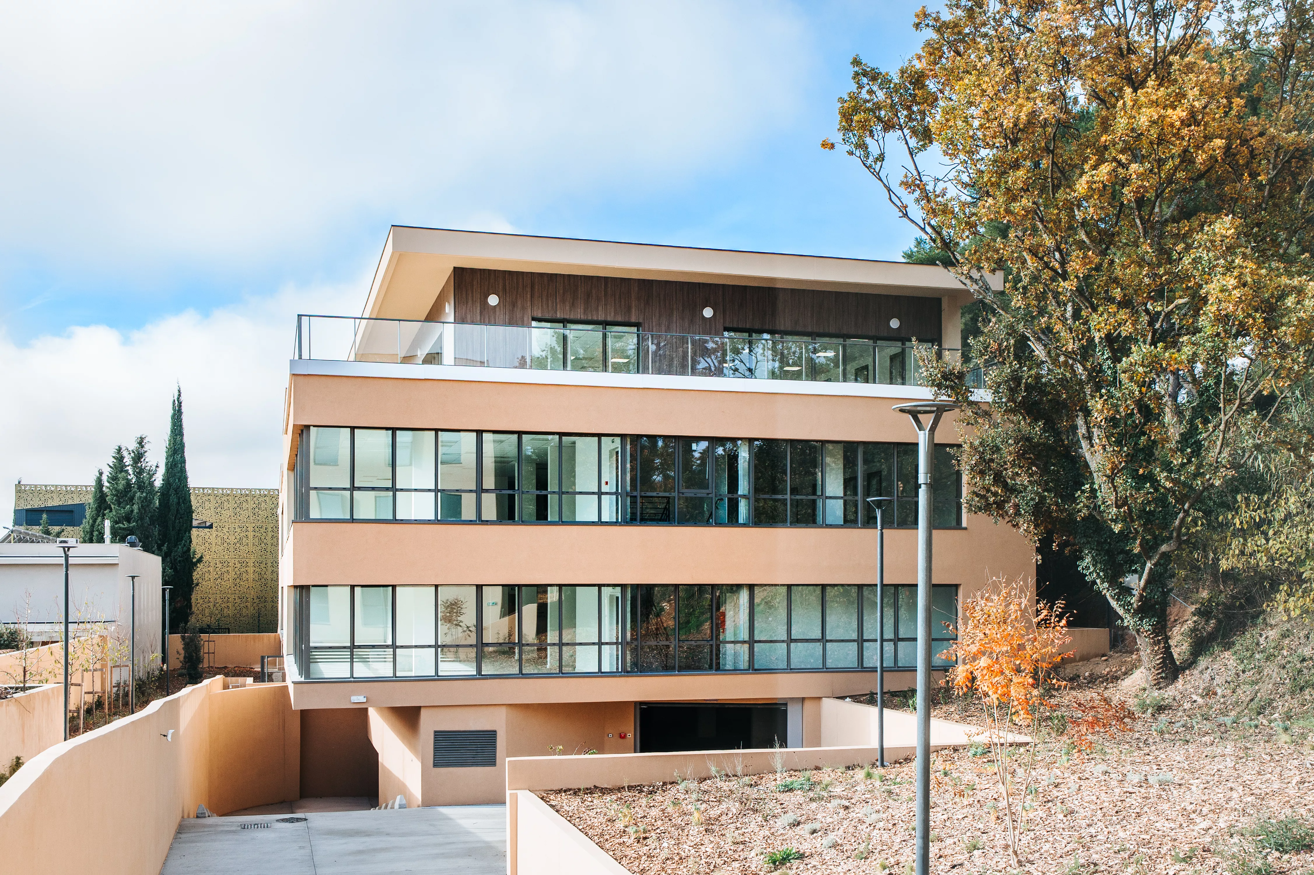 Immeubles de bureaux neufs - L'atravaia 1 & 2