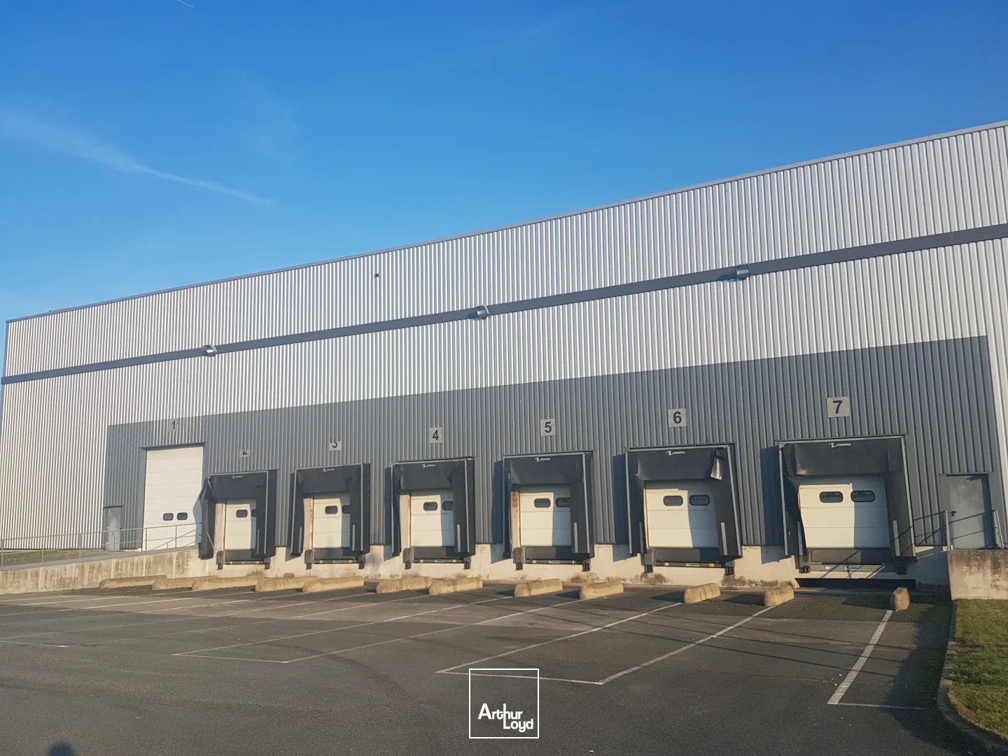 Arthur Loyd Logistique propose à la location 2 cellules sur CALAIS