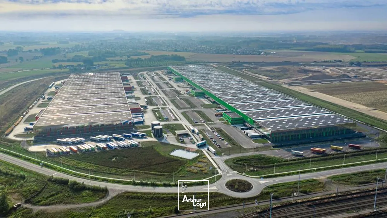 Logistique - Location - DOURGES - 62119 - 12805-63835 - 5291524