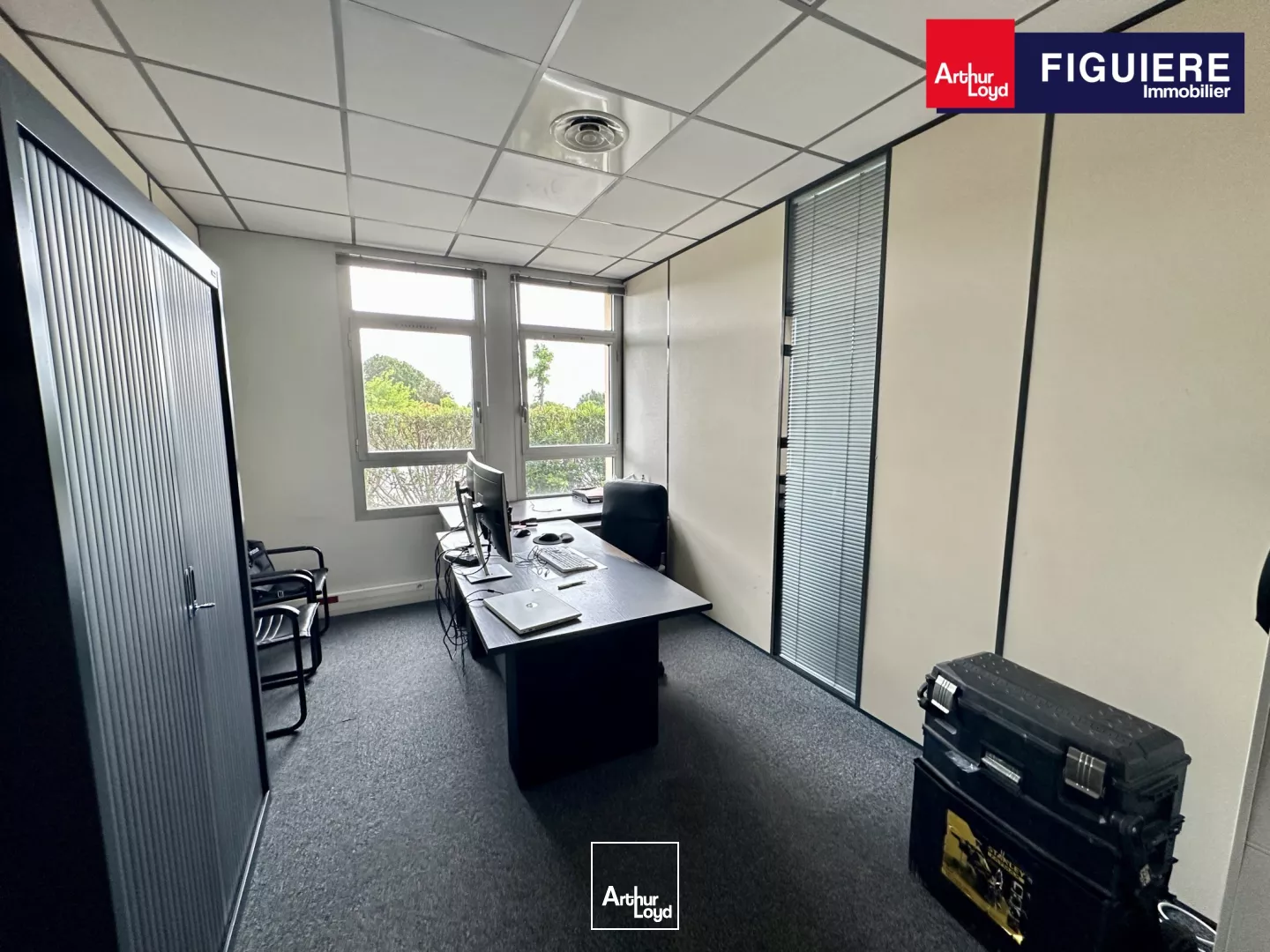 A VENDRE OU A LOUER - BUREAUX AIX LA DURANNE