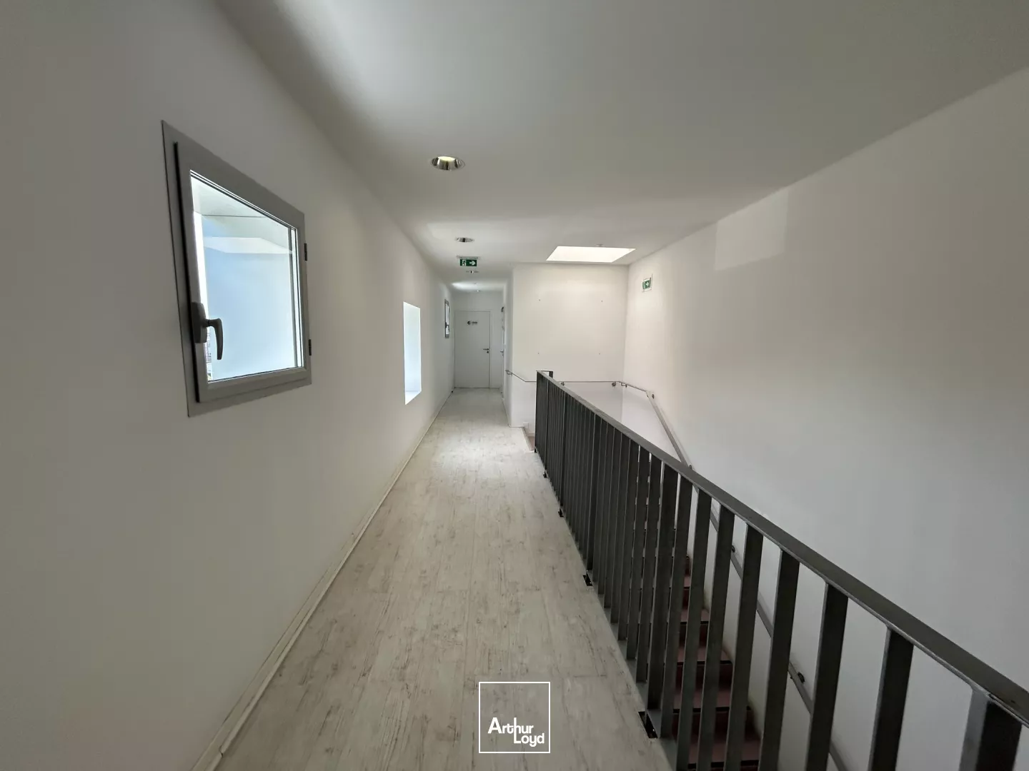 BUREAUX - 240 M2 - ST NAZAIRE OUEST - OCEANIS - LOCAL - MEDICALE- SERVICES