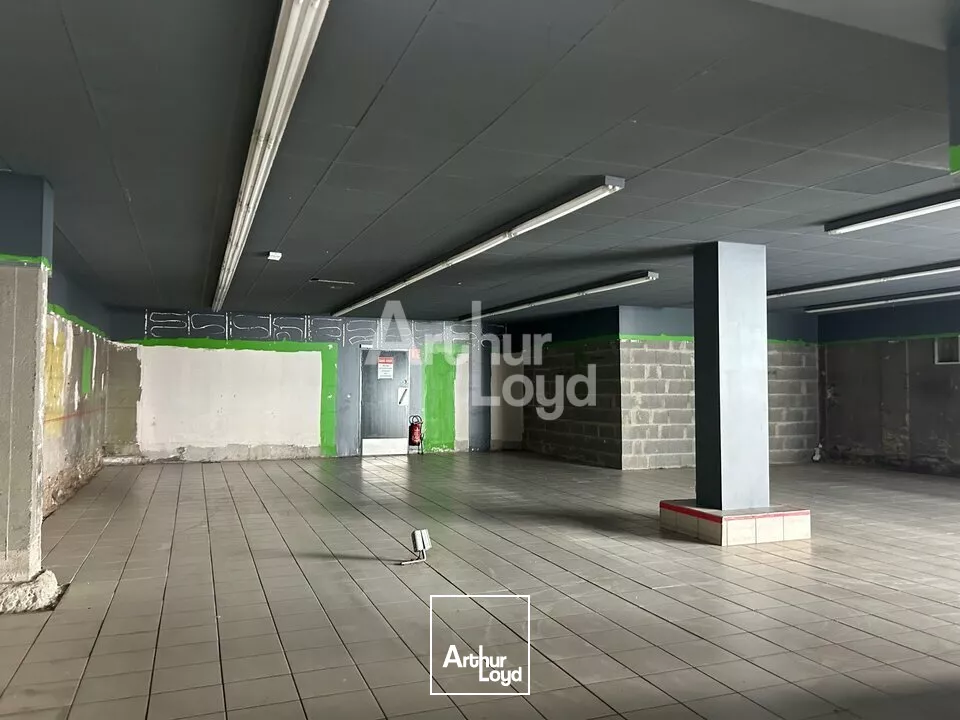 LOCAL COMMERCIAL VICHY