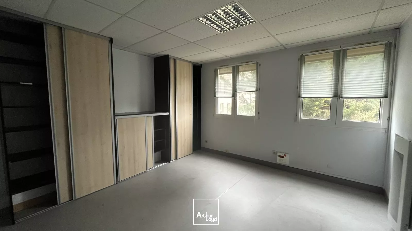 Plateau de bureaux d'environ 240 m2 - A louer dans le quartier Coligny