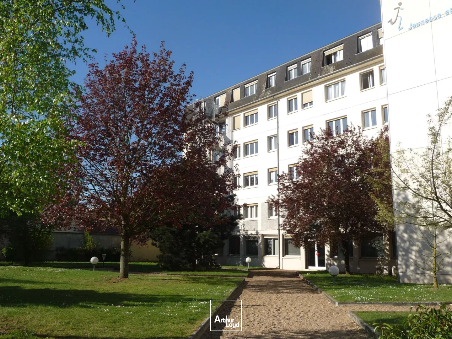 Plateau de bureaux d'environ 240 m2 - A louer dans le quartier Coligny