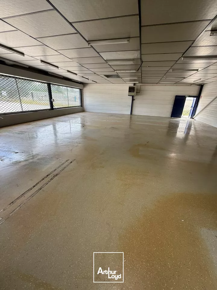 A louer - Local atelier entrepot - Valence Sud