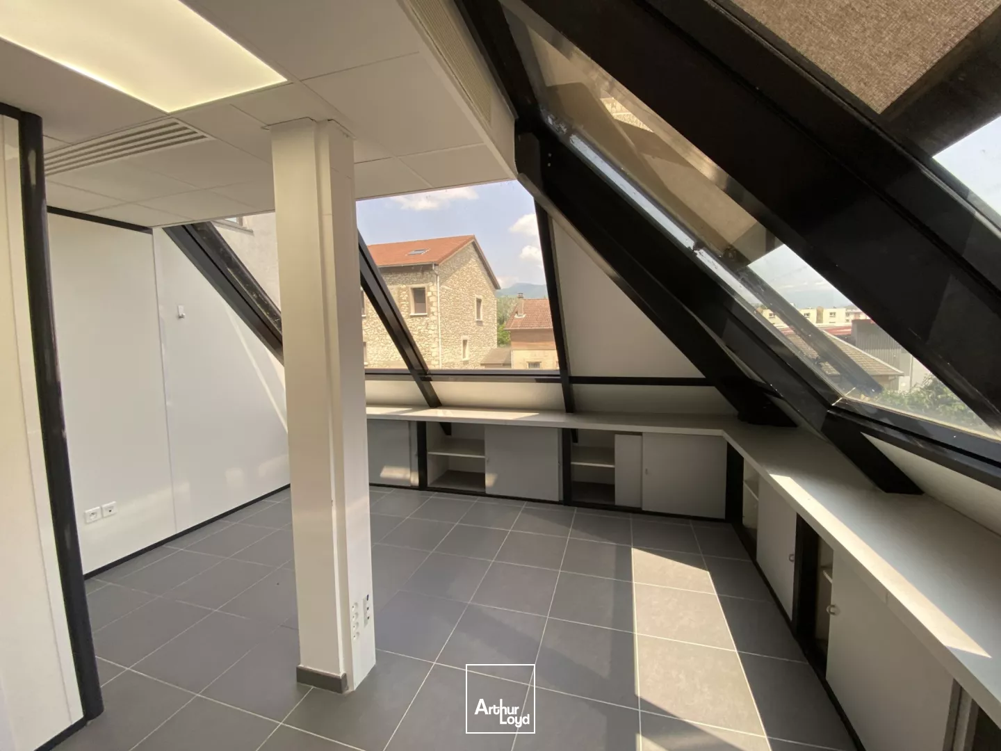 bureaux a louer divisibles à Sassenage 