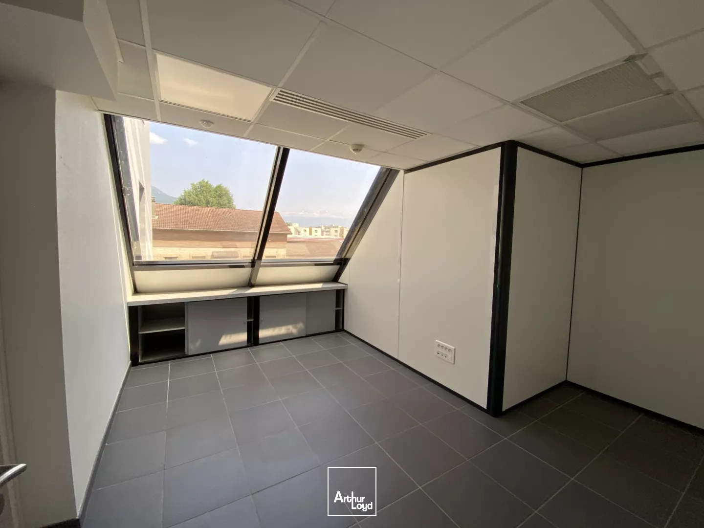 bureaux a louer divisibles à Sassenage 