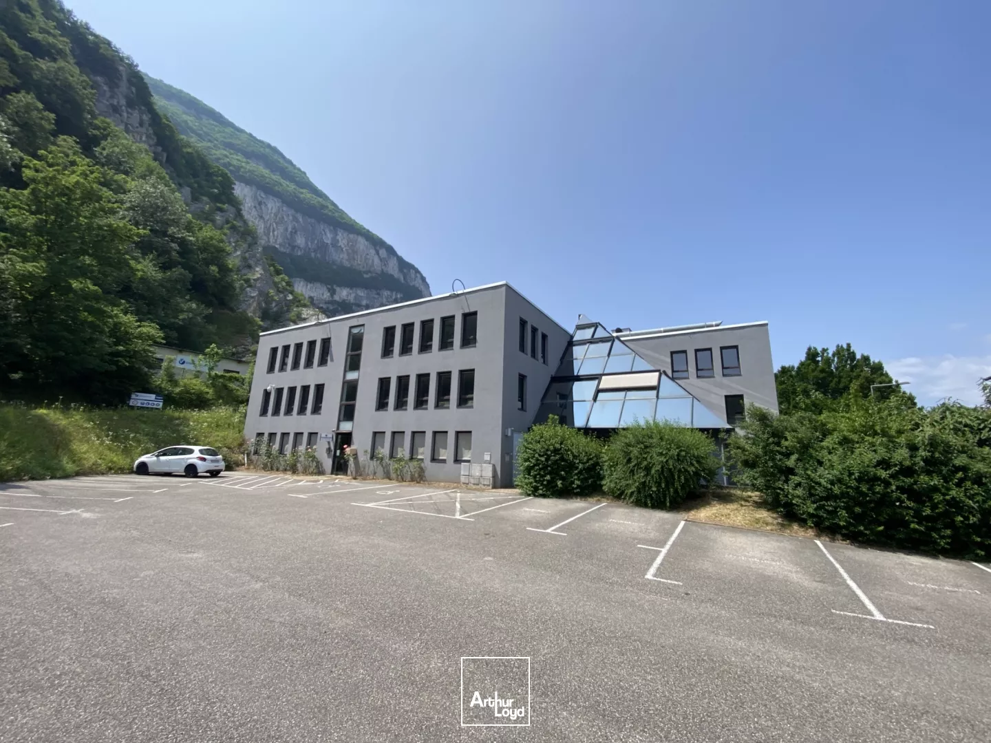 bureaux a louer divisibles à Sassenage 
