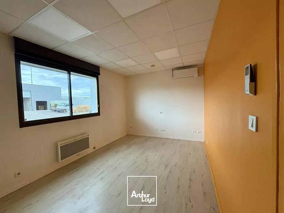 BUREAUX A LOUER - QUETIGNY 