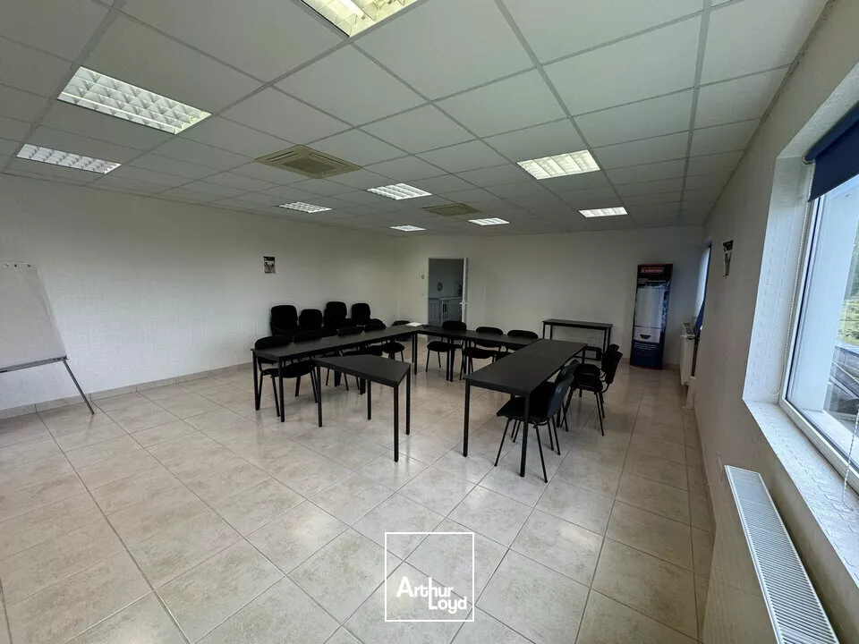 METROPOLE NORD BUREAUX A LOUER 380 M² PARKINGS