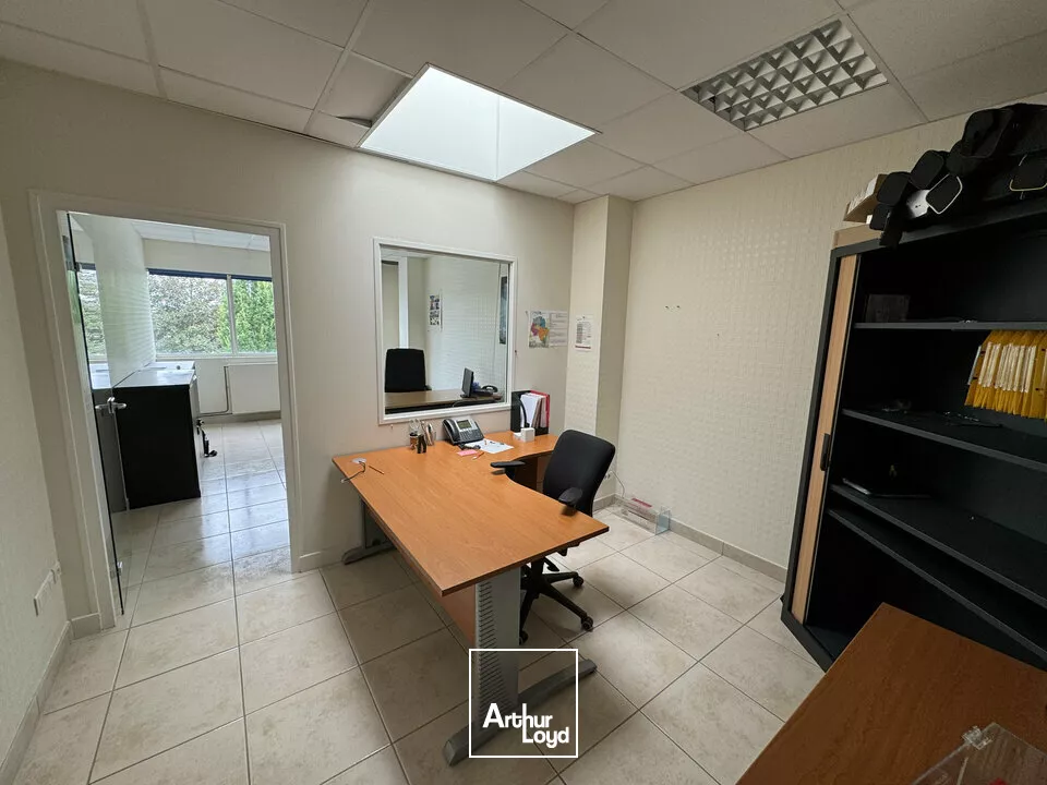 METROPOLE NORD BUREAUX A LOUER 380 M² PARKINGS