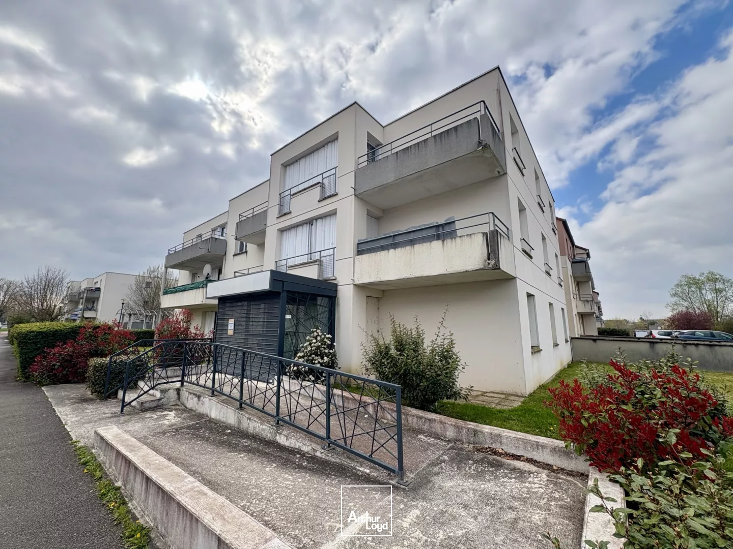 Bureaux à louer Chalette sur Loing 212 m2 