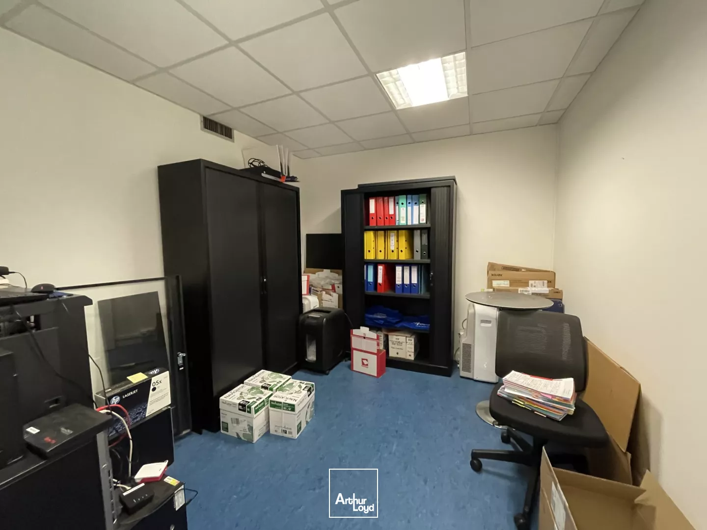 BUREAUX À LOUER-142 M² - ILE DE NANTES