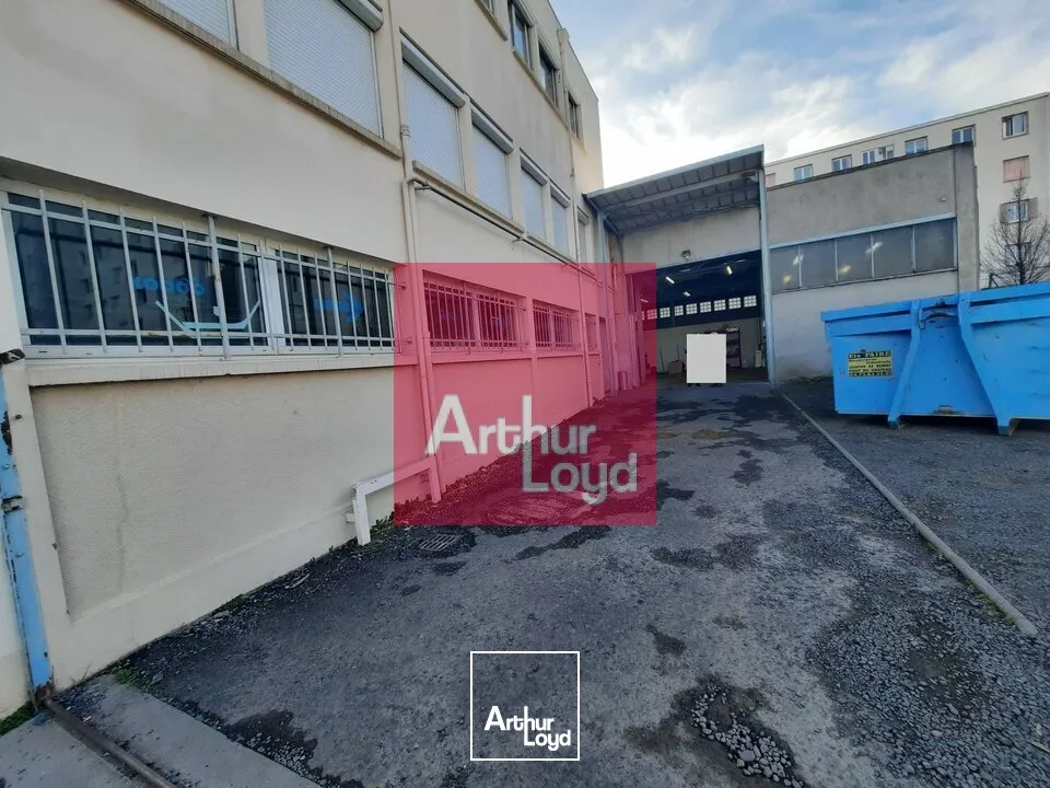 CLERMONT-FERRAND A VENDRE ENSEMBLE IMMOBILIER 896 M² - LOCAL ACTIVITE - BUREAUX- AVENUE EDOUARD MICHELIN