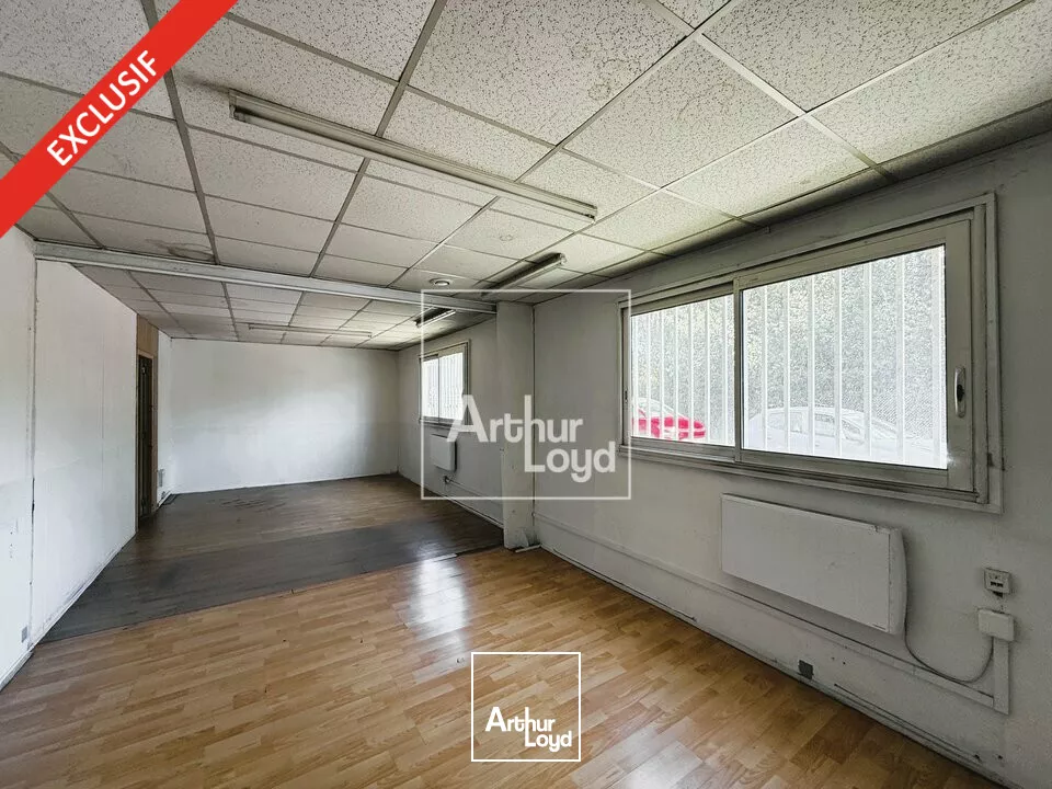 A LOUER - LOCAL D'ACTIVITE - EXCLUSIVITE