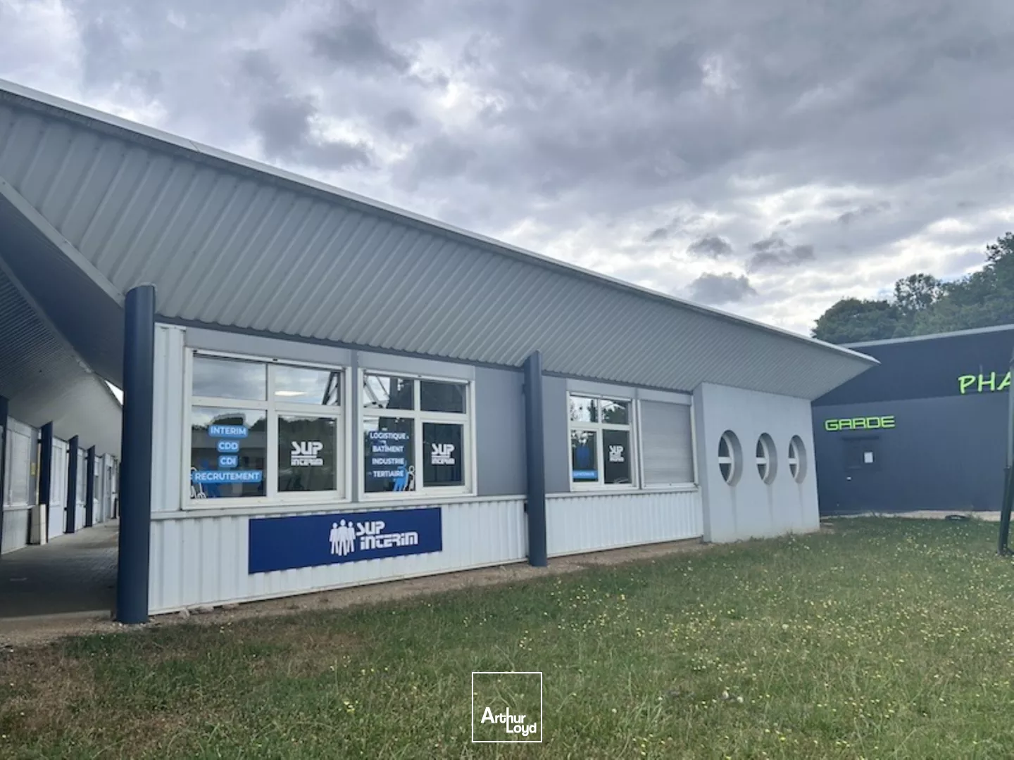 BOURG EN BRESSE - NORELAN - PETIT BUREAU A LOUER 