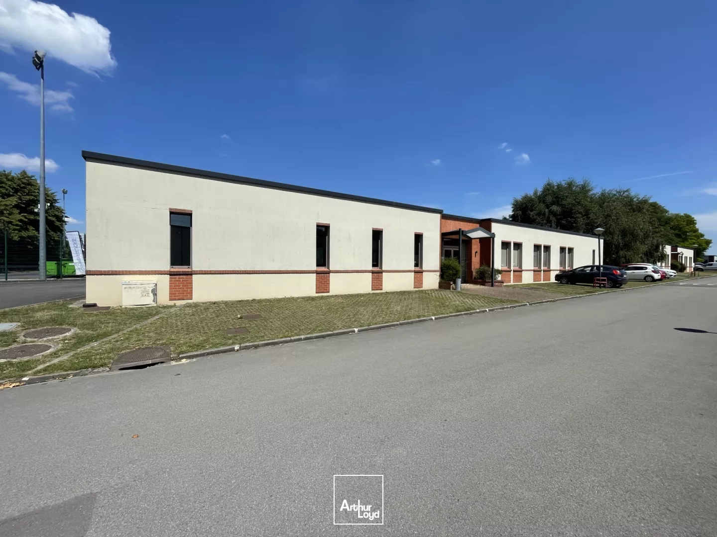 Bureaux à louer - 380 m² fonctionnels & prêts à l'emploi - Accessibilité optimale - Sud Métropole Lilloise