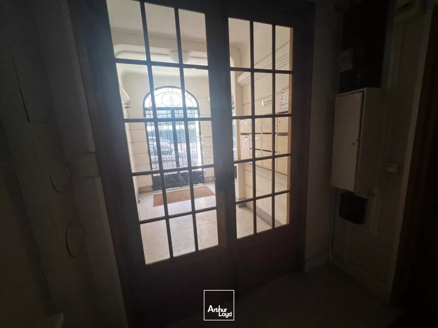 Locaux commerciaux à louer à BOULOGNE BILLANCOURT 92100