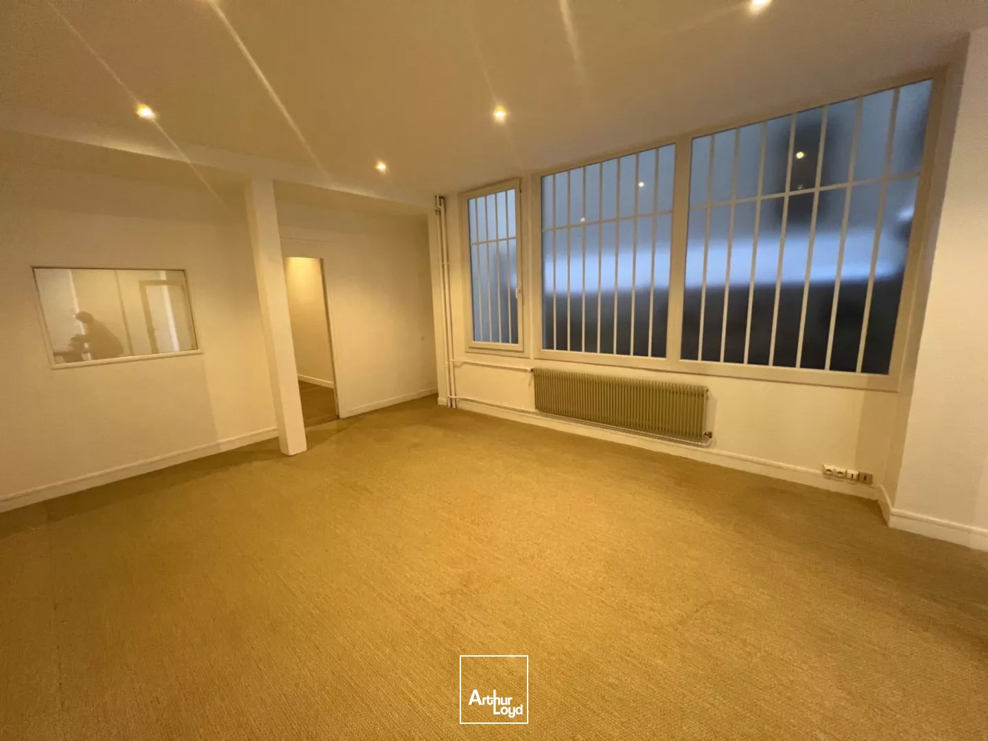 Locaux commerciaux à louer à BOULOGNE BILLANCOURT 92100