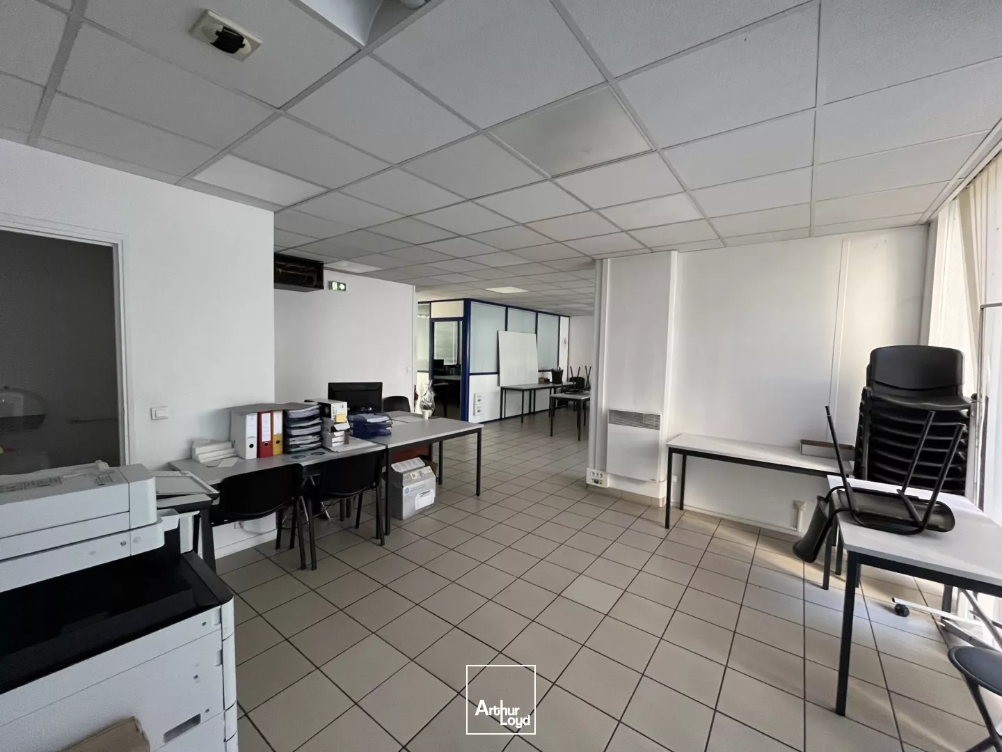 A LOUER BUREAUX 96 M2 