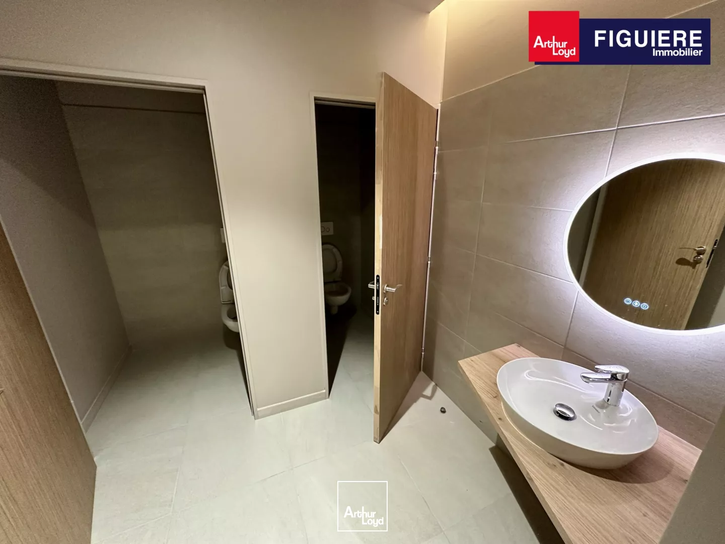 SURFACE DE BUREAUX EN RDC AU SEIN D'UN IMMEUBLE NEUF