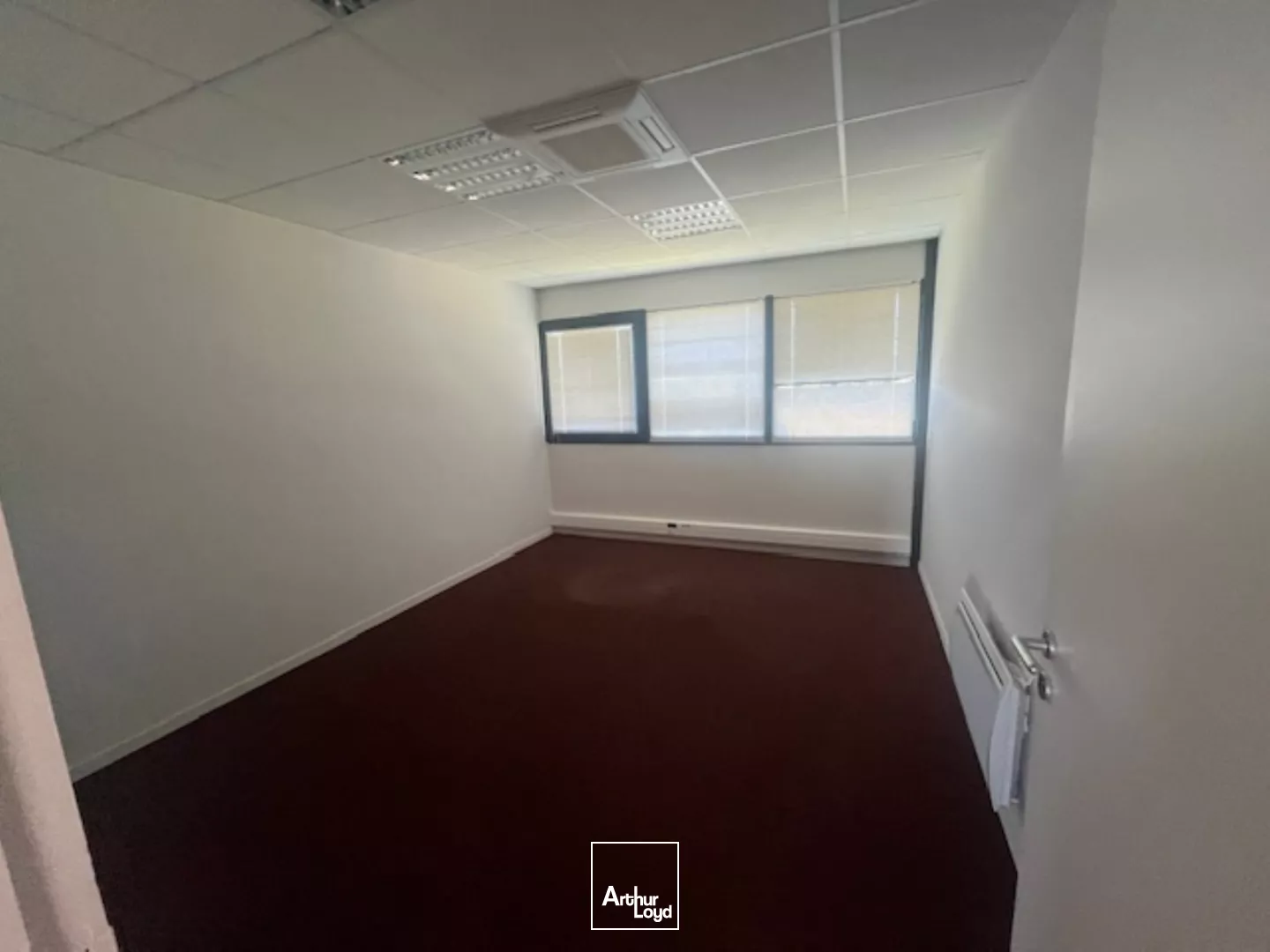 A LOUER - PLATEAU DE BUREAUX DE 360M² - GOUESNOU