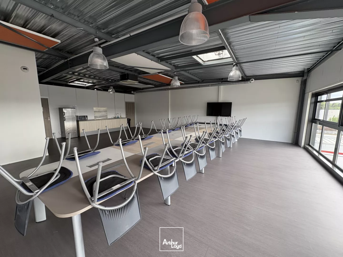 Bureaux à louer Orléans zone des Montées 148 m2