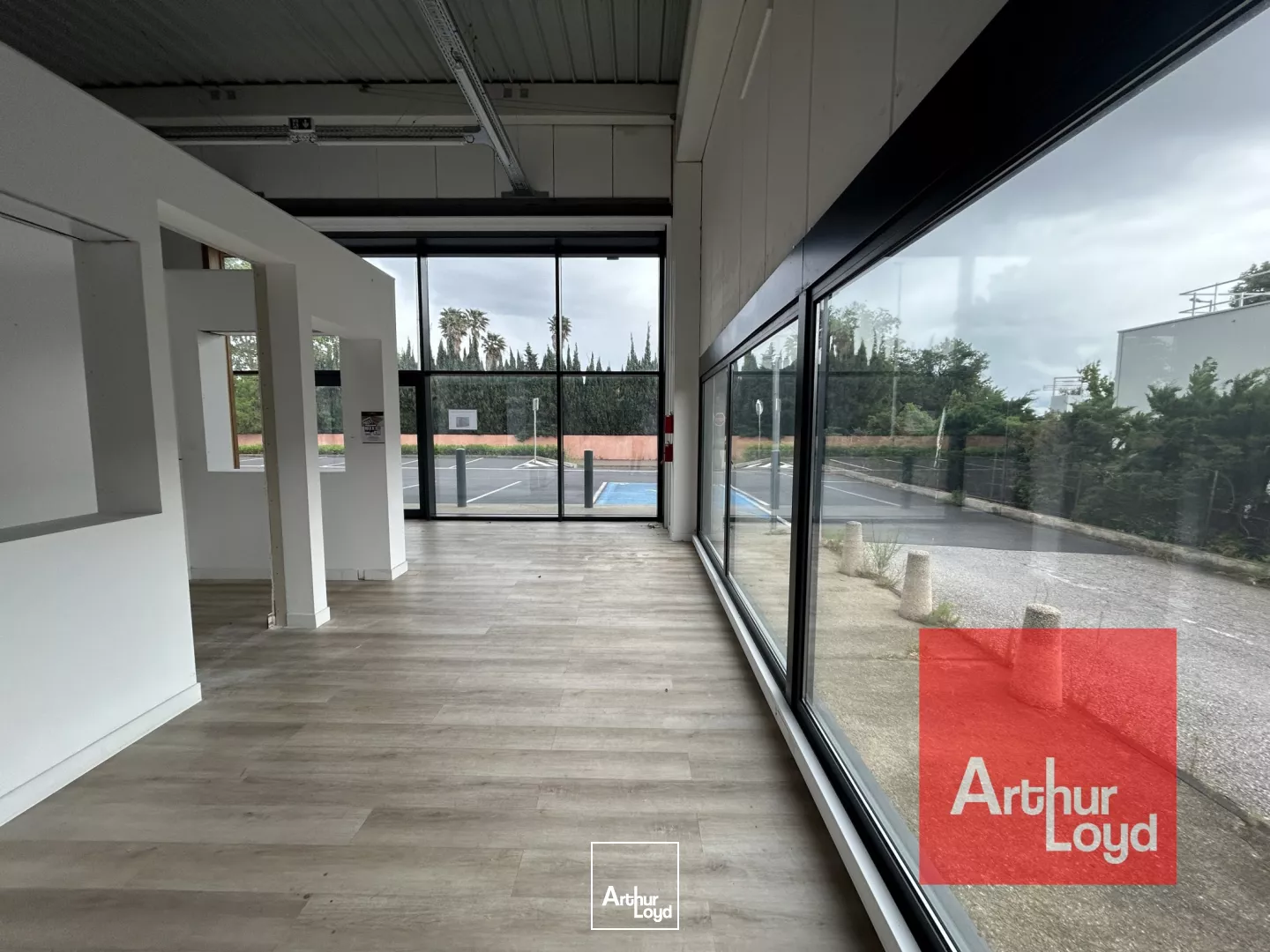 Commerces à louer - Perpignan - 600 m2 divisibles