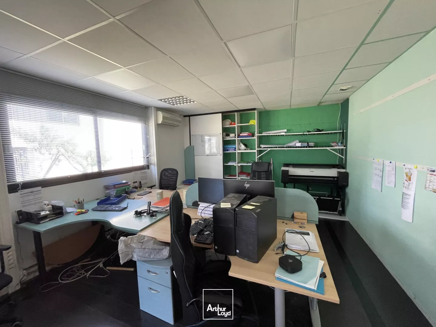 BUREAUX À VENDRE-210 M²-SAUTRON