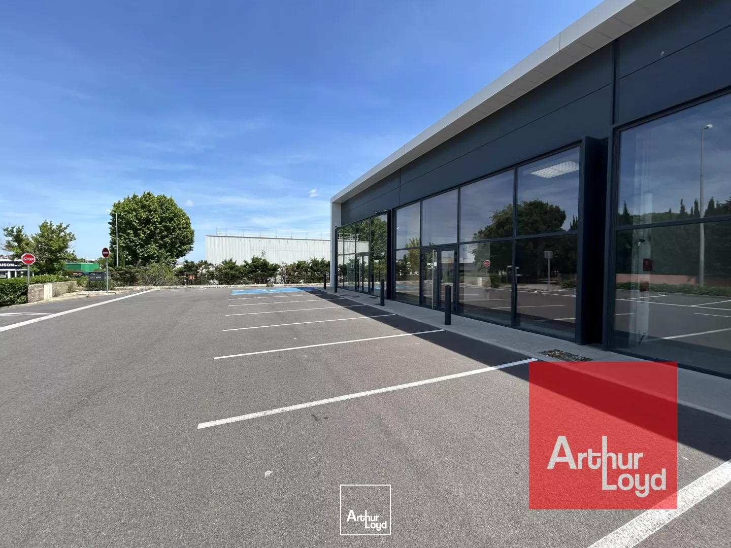 Commerces à louer - Perpignan - 600 m2 divisibles