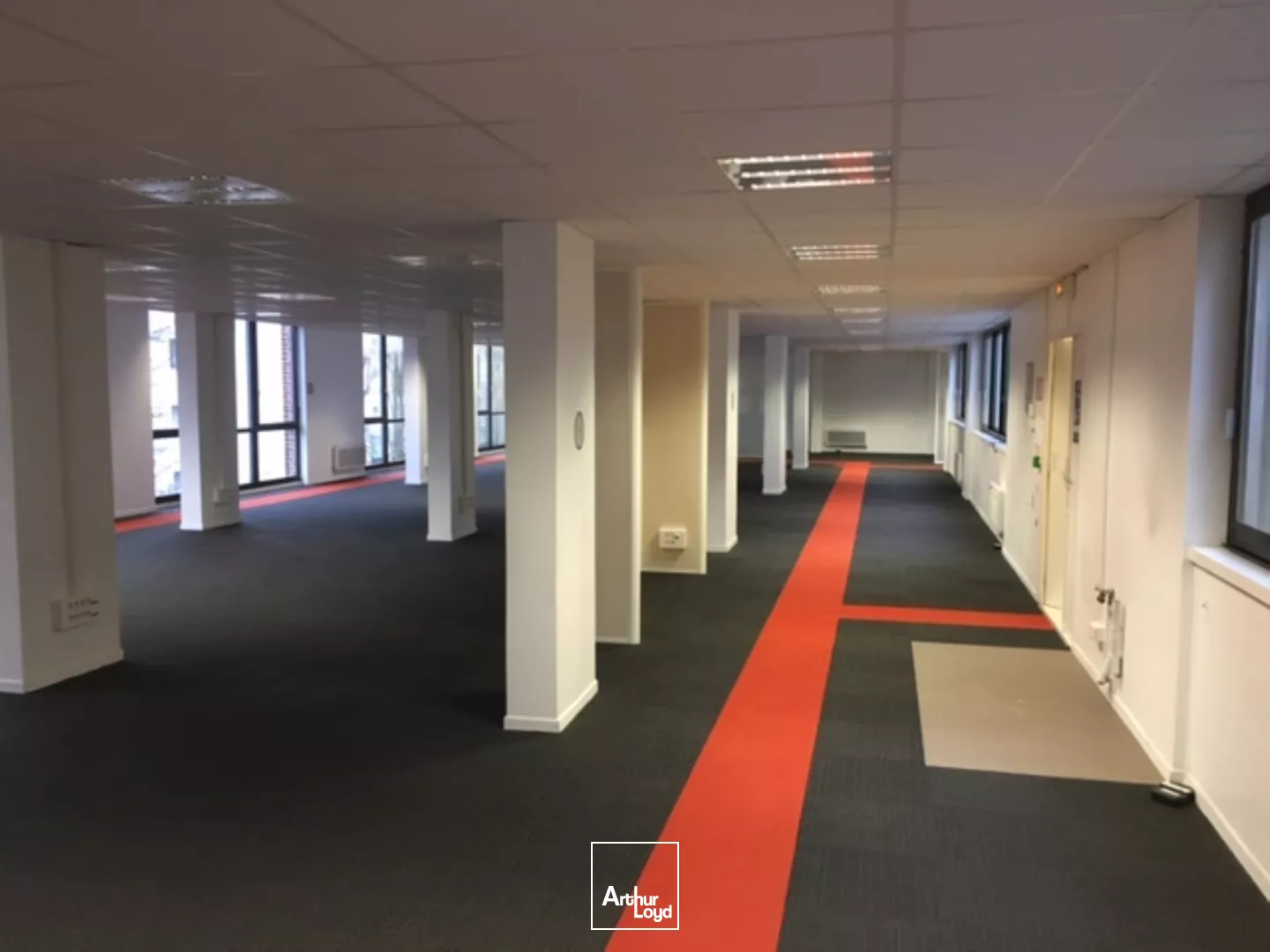 Immeuble de bureaux à louer La Madeleine