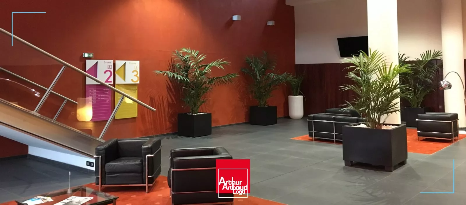 Bureaux à louer dans un immeuble de prestige au coeur d'Heron Parc - Métro et services à proximité