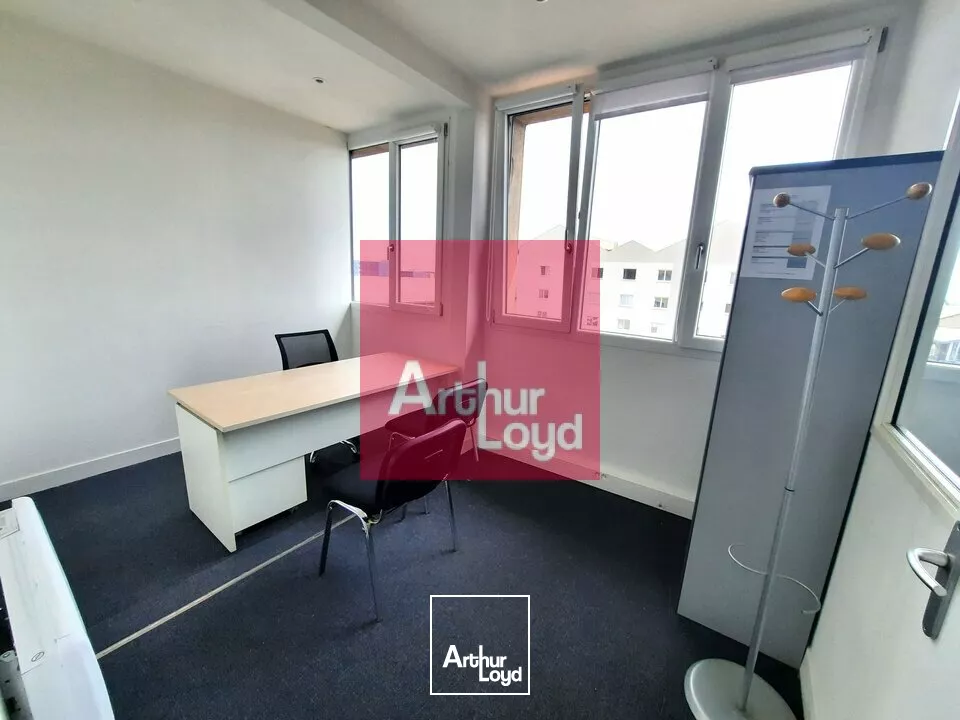 CLERMONT-FERRAND A LOUER BUREAUX 42 M²