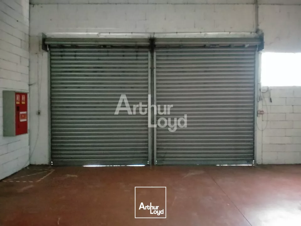 LOCAL DE STOCKAGE SECTEUR ZONE DU SANITAL CHATELLERAULT NORD (86)