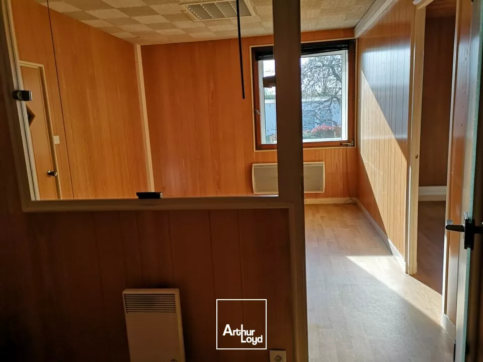 A LOUER BUREAUX DE 373 m2 - ZONE ACTI SUD - LA ROCHE SUR YON