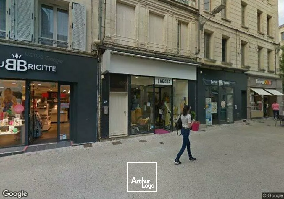 NIORT BEL EMPLACEMENT RUE PREMIUM HYPER CENTRE CESSION DE BAIL