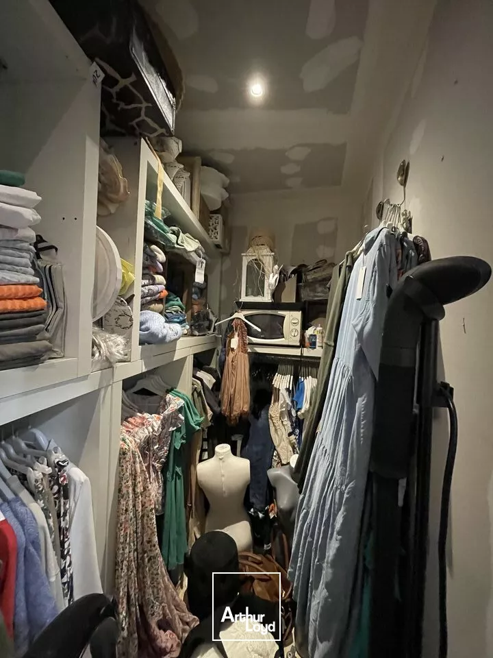 NIORT BEL EMPLACEMENT RUE PREMIUM HYPER CENTRE CESSION DE BAIL