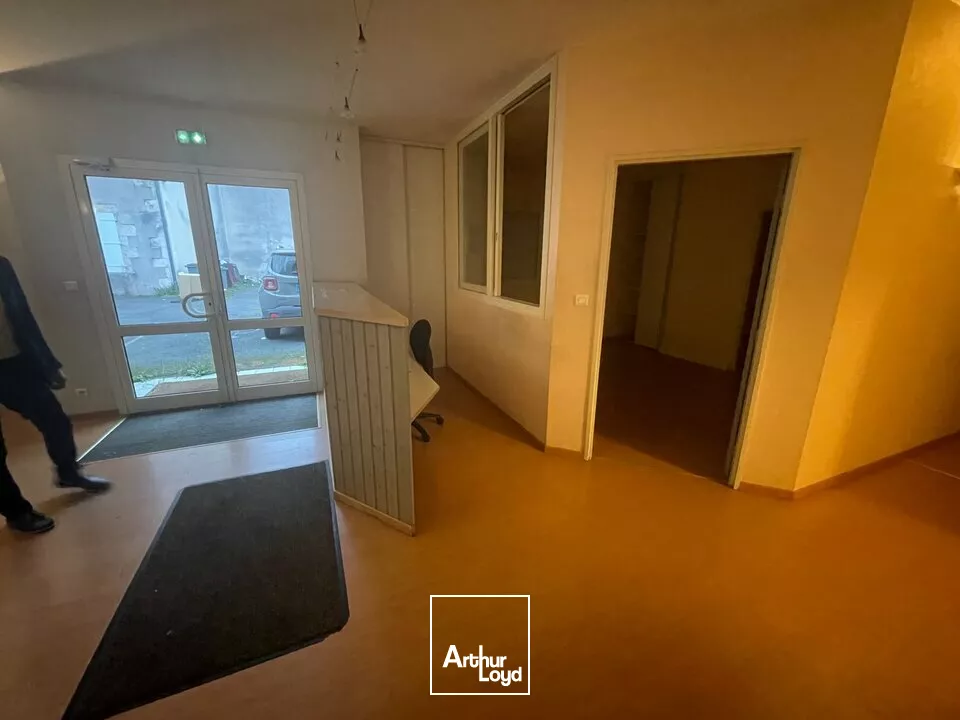 IDEAL PROFESSION MÉDICALE  BUREAUX LUMINEUX ET MODULABLES !