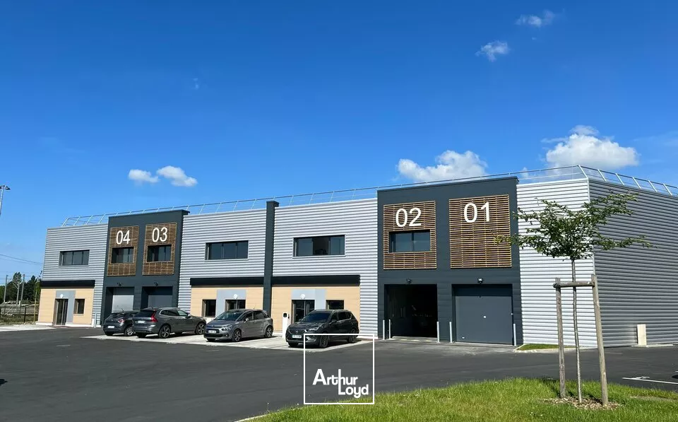 A VENDRE LOTS CELLULE 200m² PROGRAMME NEUF ZONE INDUSTRIELLE SUR CHATELLERAULT (86)