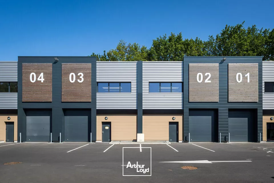 A VENDRE LOT CELLULE DE 238m² PROGRAMME NEUF ZONE INDUSTRIELLE NORD CHATELLERAULT (86)