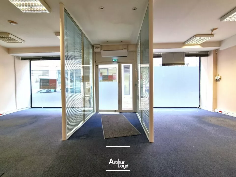 BUREAUX EN CENTRE VILLE - 190M2 POITIERS PLATEAU