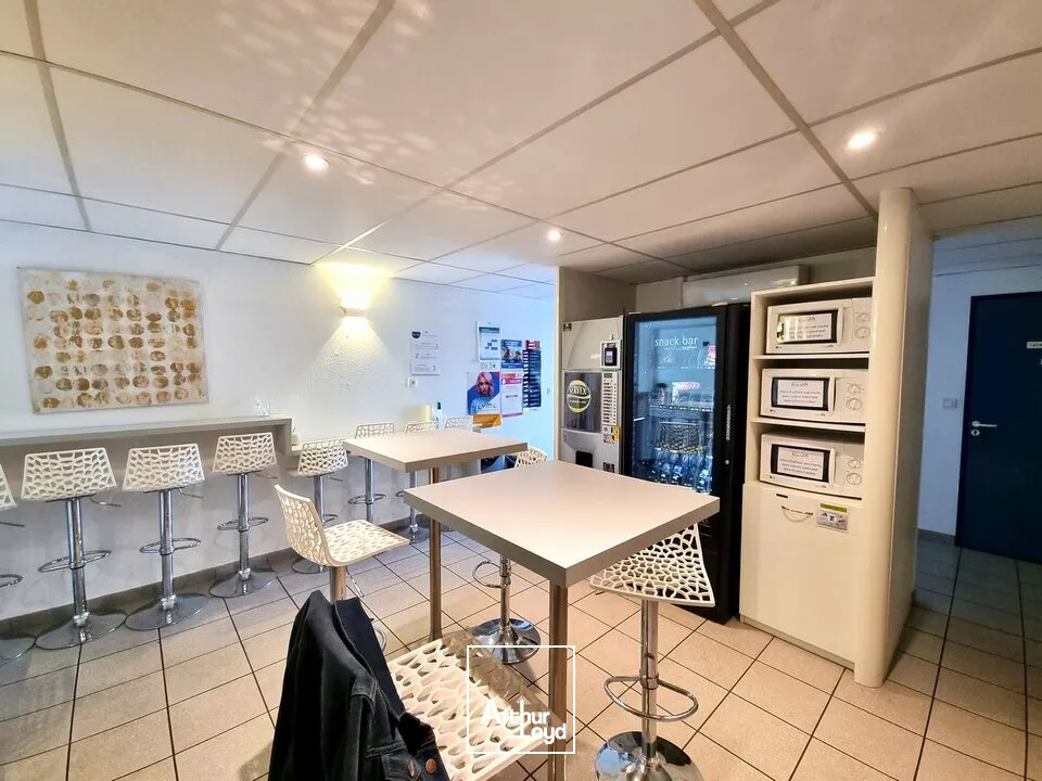 POITIERS BUREAUX OU CENTRE DE FORMATION A VENDRE DE 590M² SECTEUR GARE - CENTRE VILLE