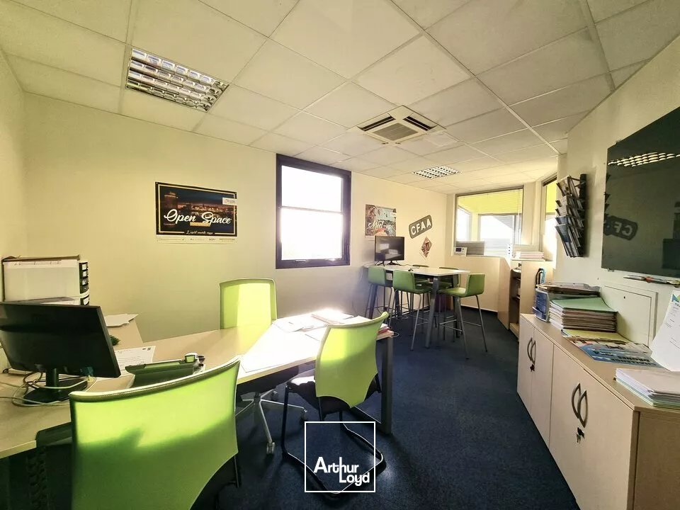 BUREAUX A LOUER DE 300M² AU FUTUROSCOPE - POITIERS NORD