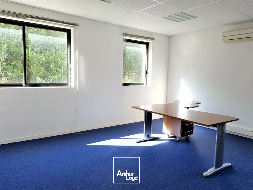 FUTUROSCOPE JAUNAY MARIGNY - BUREAUX A LOUER 77M²