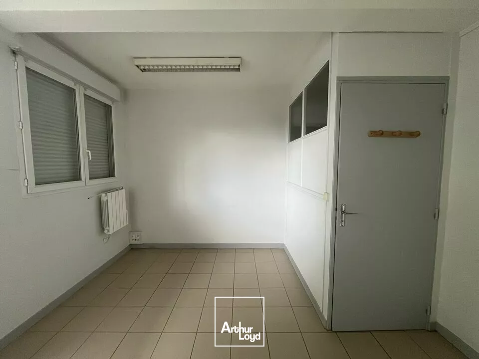 LOCATION DE BUREAUX SUR UN AXE PASSANT DE NIORT, IDÉAL POUR VOTRE ACTIVITÉ !